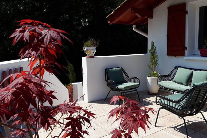Gîte pour 5 personnes, avec terrasse dans Côte Basque