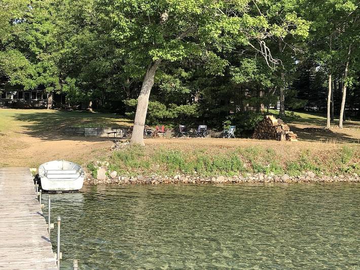 Vacation house for 21 people, with yard in Michigan