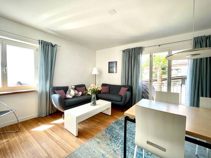 Ferienwohnung für 4 Personen, mit Seeblick und Balkon im Tessin - 2