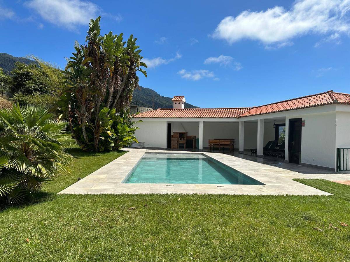 Three-Bedroom Holiday Home in Santa Cruz de La Palma, La Palma Nord