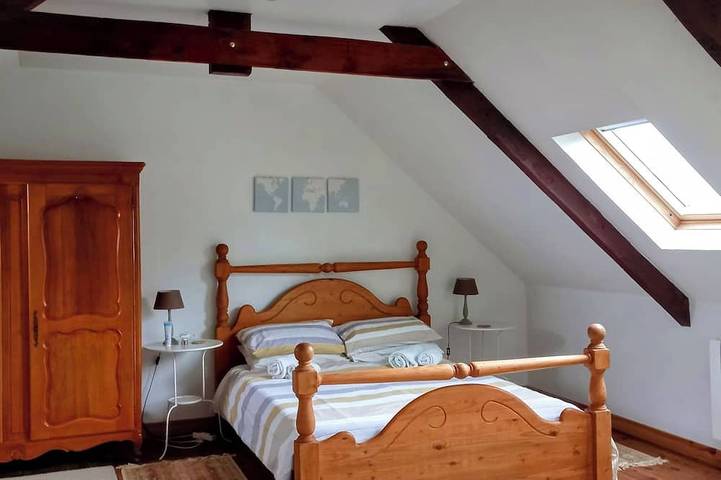 Familienheim im Land mit Pool, schöne private Gärten. Schlafmöglichkeiten für 8 in Dolo (Frankreich), Dinan und Umgebung