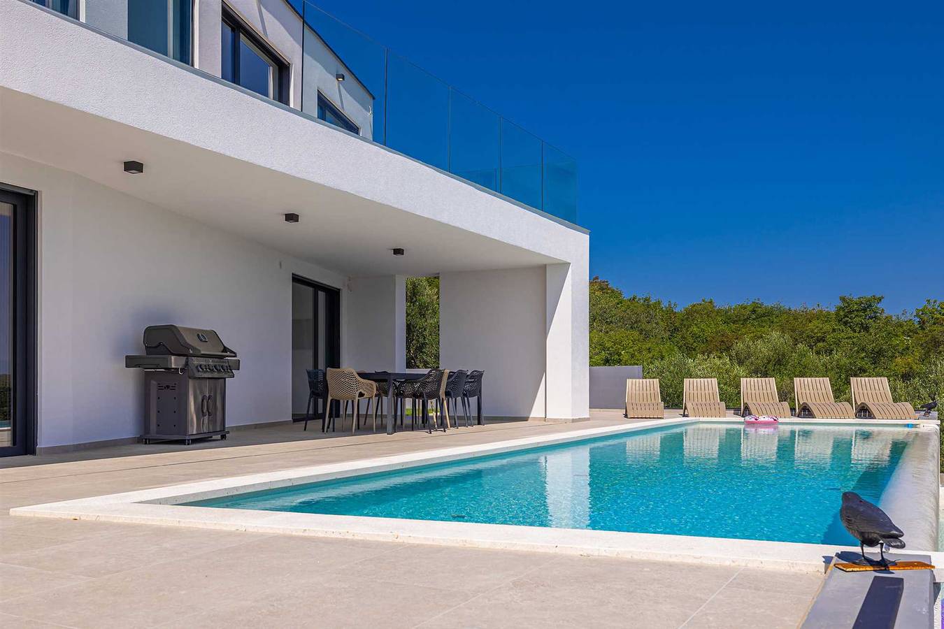 Villa Elevation mit beheiztem Pool in Krk Stadt, Krk