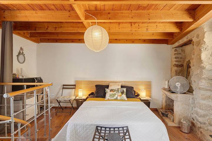 Gîte pour 4 personnes, avec Balcon à Lagorce - 2