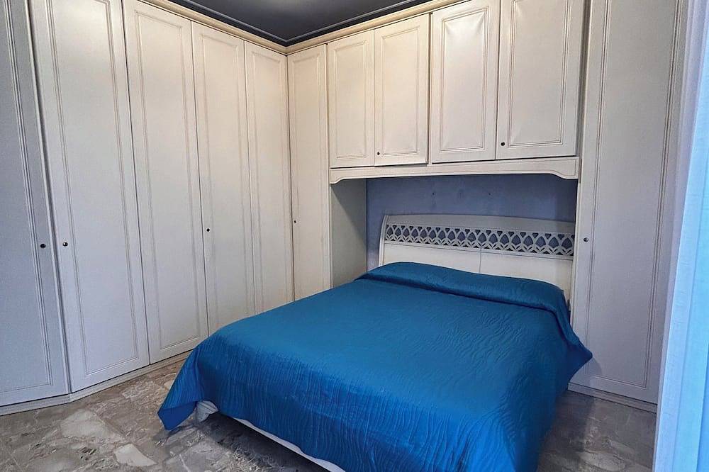 Appartamento intero, Appartamento 8 posti letto con cucina e 2 bagni amirandola in Mirandola, Provincia di Modena