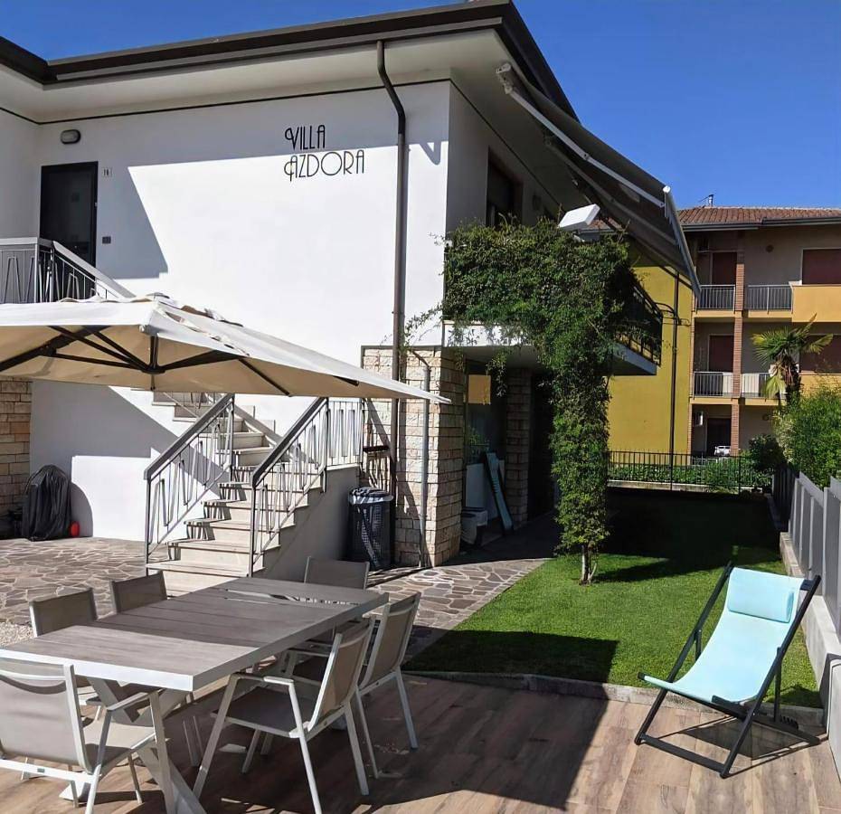 Villa Azdora in San Benedetto (Peschiera del Garda), Peschiera del Garda