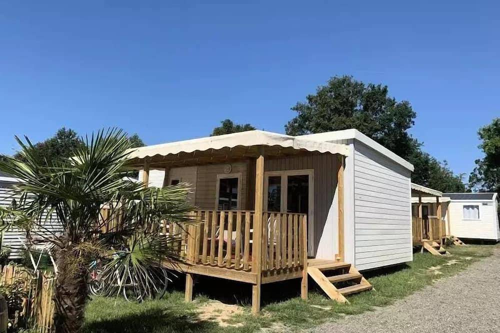 C- Mobil-home Caraïbes 2 chambres 6 personnes in La Bernerie-en-Retz, Côte de Jade