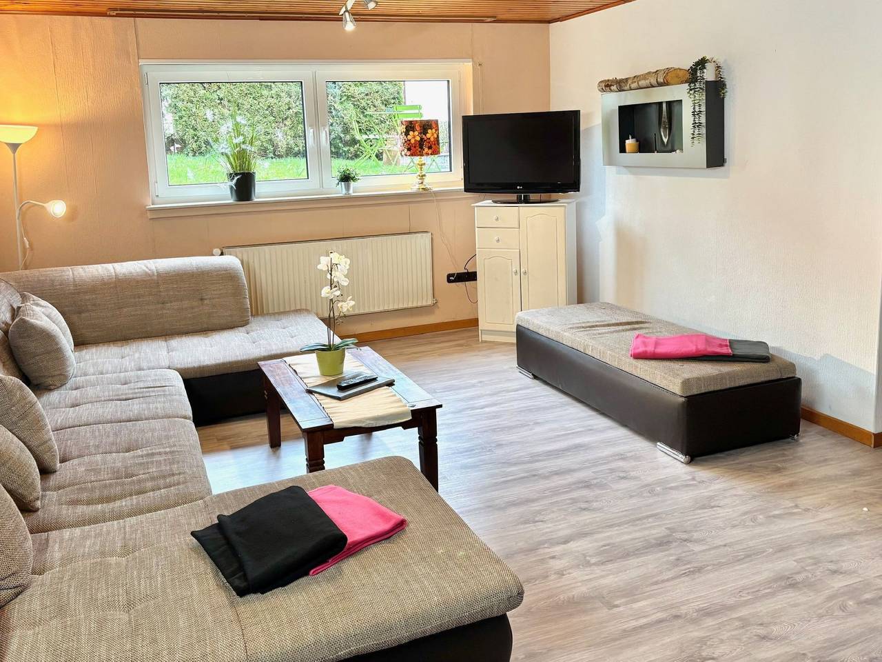 Ganze Wohnung, In Goddelsheim mit Eigener Terrasse in Lichtenfels, Waldecker Land