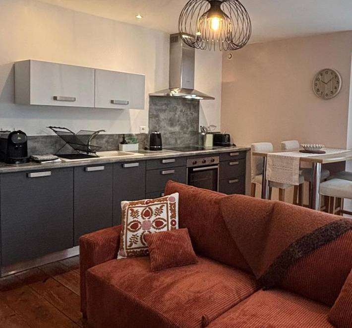 Gîte pour 2 personnes, avec terrasse dans Office De Tourisme De Bayeux - 2
