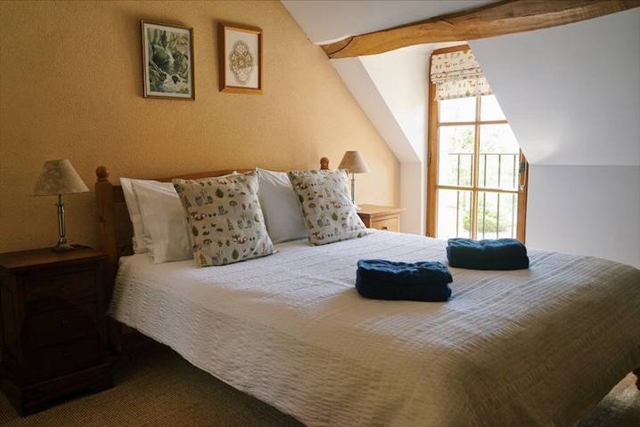 Gîte pour 4 personnes, avec piscine, animaux acceptés à Le Petit-Pressigny - 2