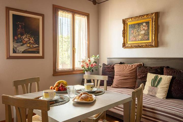 Ferienwohnung für 3 Personen, mit Ausblick und Terrasse, kinderfreundlich in Valdobbiadene