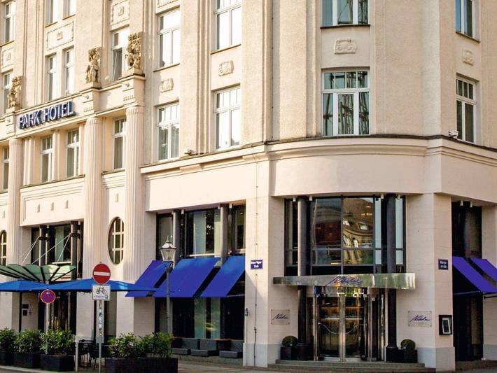 Hotel für 2 Personen, mit Whirlpool und Terrasse, kinderfreundlich in Leipzig - 3