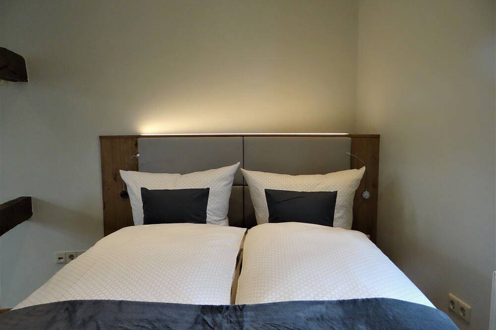 Modernes 2-geschossiges Appartement in denkmalgeschütztem Fachwerkhaus am Markt in Bad Essen, Wiehengebirge