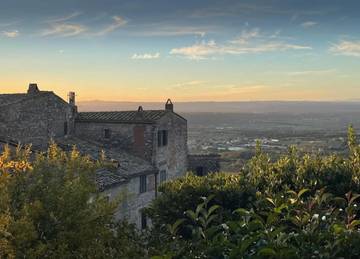 Gîte pour 5 personnes, avec vue et balcon à Giove