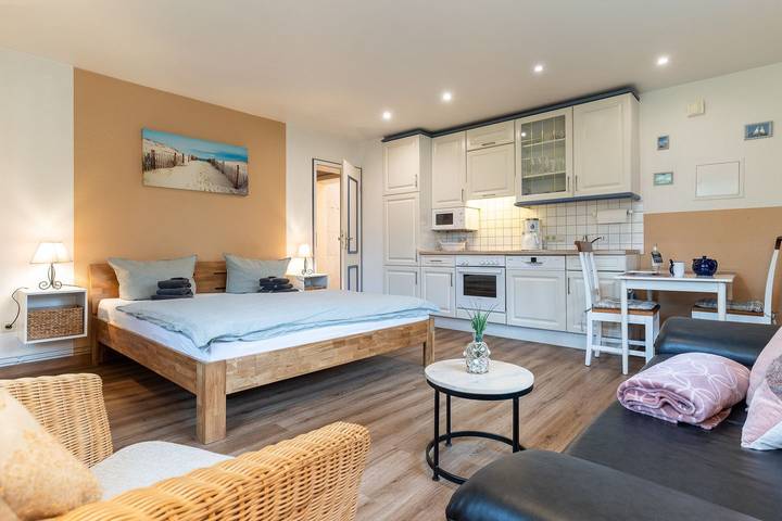 Ferienwohnung für 2 Personen, mit Garten und Terrasse, mit Haustier auf Eiderstedt - 2