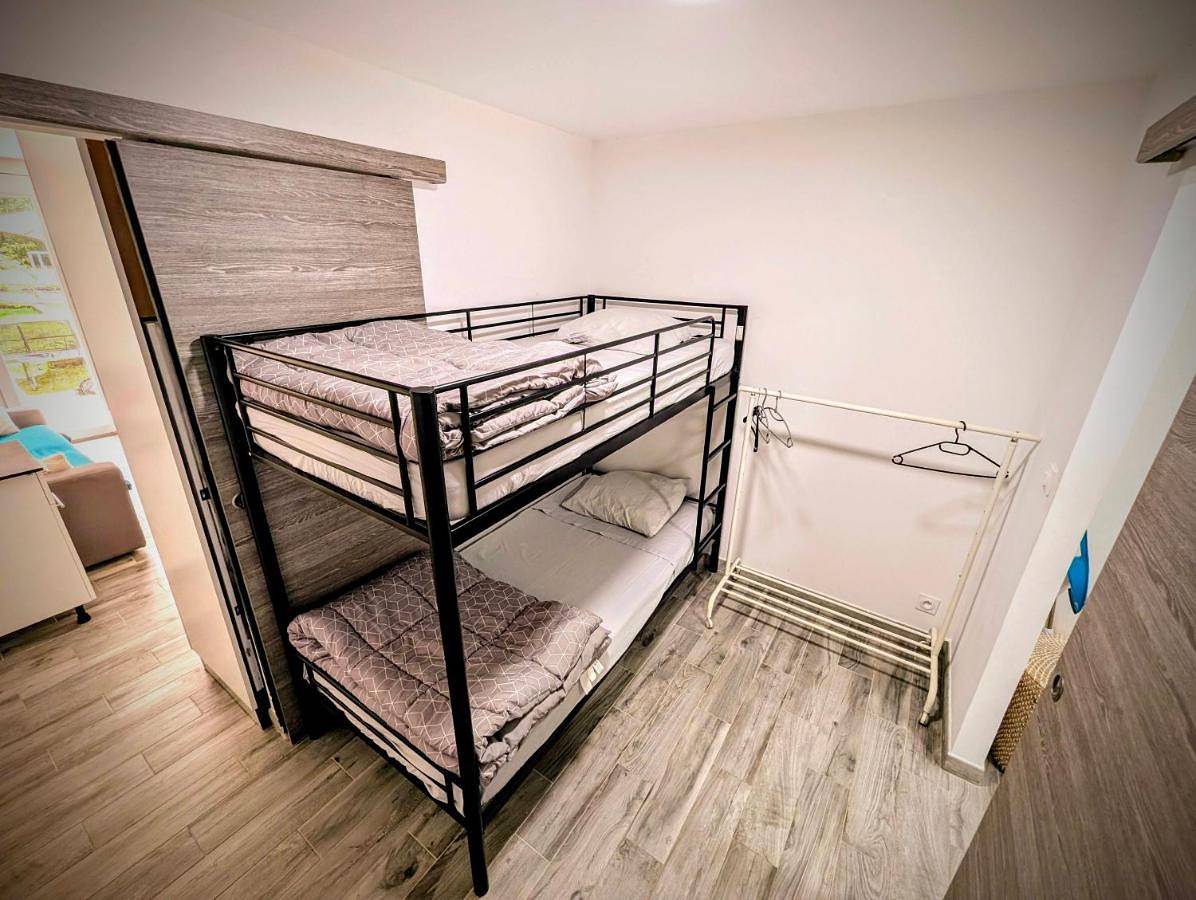 Appartement entier, Family Studio in Istres, Côte méditerranéenne (France)