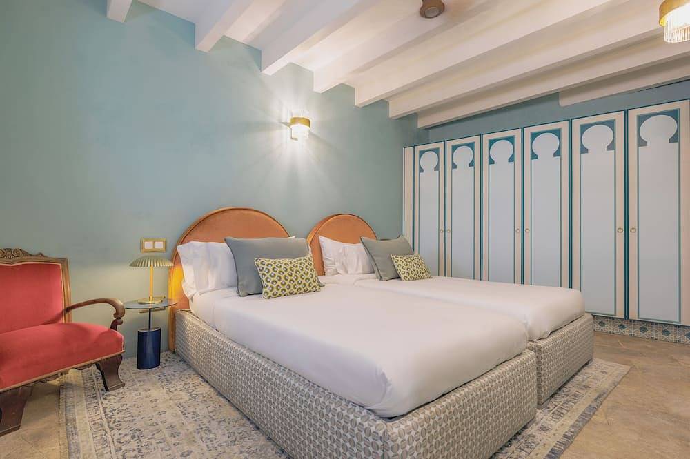 Exclusive luxury villa with private pool in the heart of Dalt Vila, Ibiza. in Dalt Vila, Ibiza Stadt