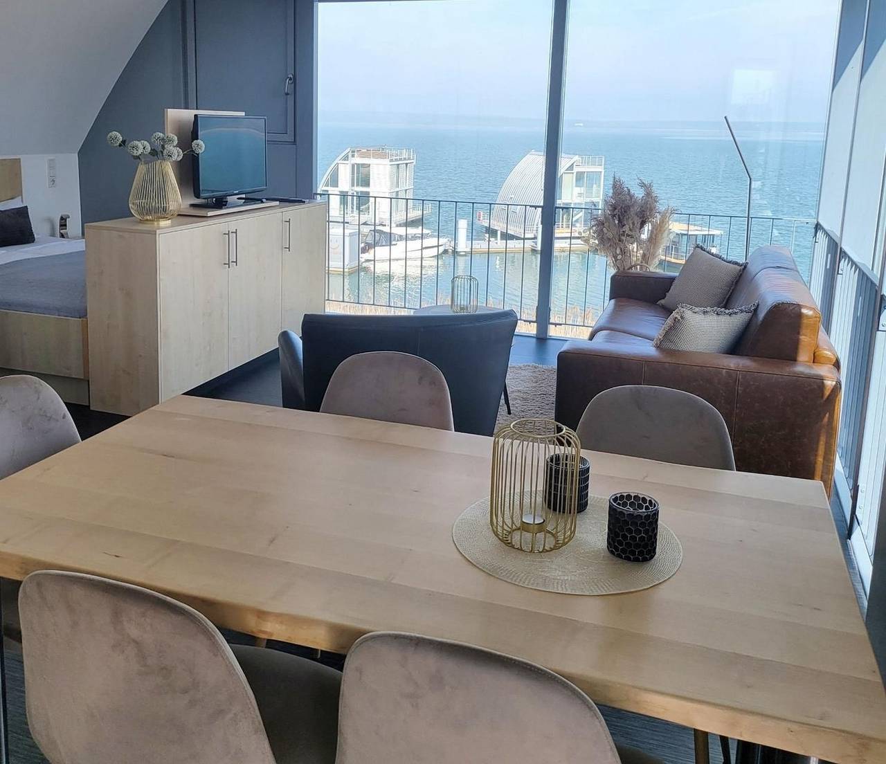 Ganze Ferienwohnung, Appartment Seeblick 8 2. Og Grundbelegung 4 Pers. in Geierswalde, Elsterheide