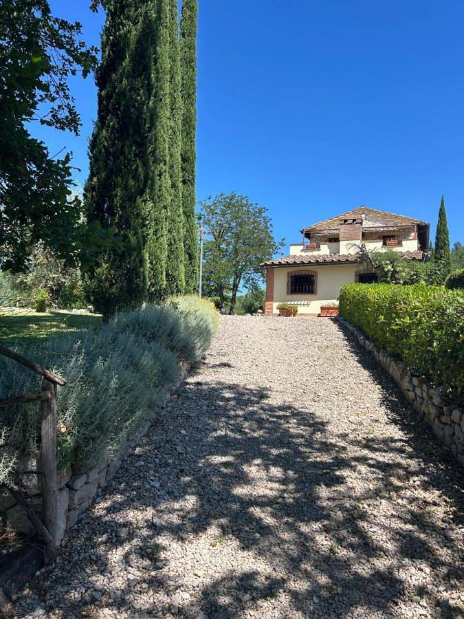 Location de vacances pour 15 personnes, avec jacuzzi ainsi que piscine et jardin à Corciano - 3