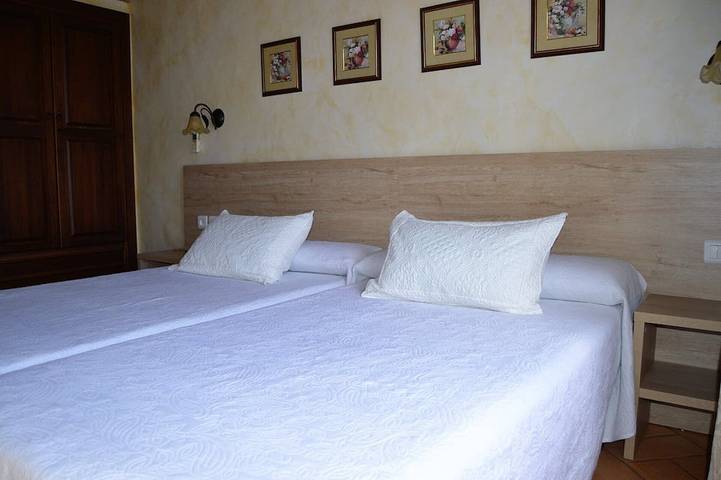 Gîte pour 5 personnes, avec piscine à Cáceres - 2