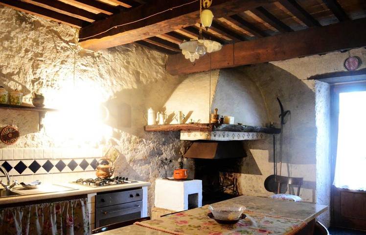 Location de vacances pour 5 personnes, avec piscine ainsi que jardin et vue, animaux acceptés à Campiglia d'Orcia - 3