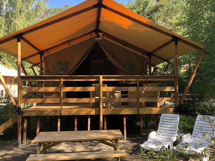 Camping pour 6 personnes, avec terrasse et piscine dans les Gorges du Tarn - 2