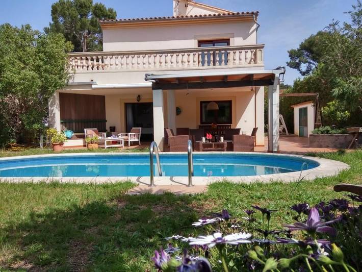 Finca mit Hund für 6 Personen, mit Garten und Pool sowie Terrasse in Capdepera
