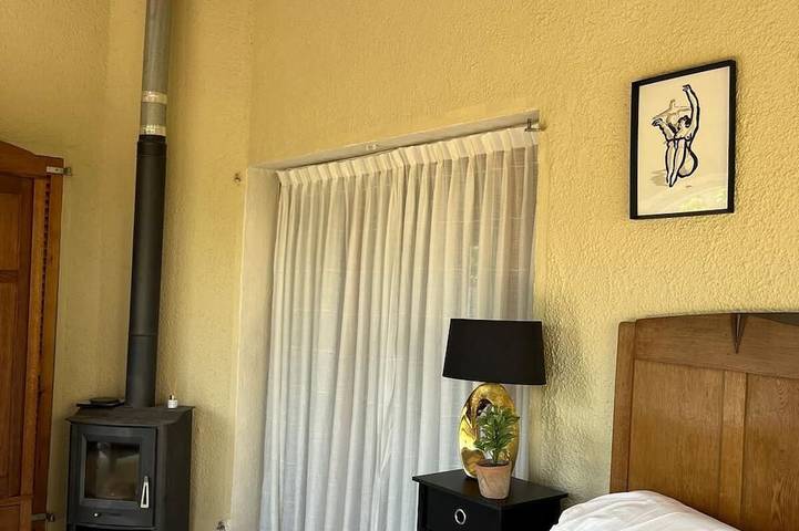 Location de vacances pour 8 personnes, avec balcon ainsi que jardin et piscine à Torroella de Fluvià - 3