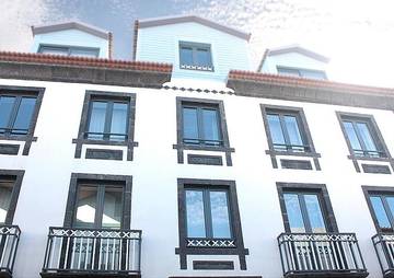 Cottage pour 6 personnes, avec terrasse et vue à Horta