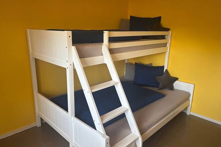 Syllis Hus – Ferienhaus mit eingezäuntem Garten bei Vimmerby in Hjältevad, Jönköpings län