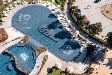 Camping für 4 Personen, mit Pool und Terrasse in der Maremma