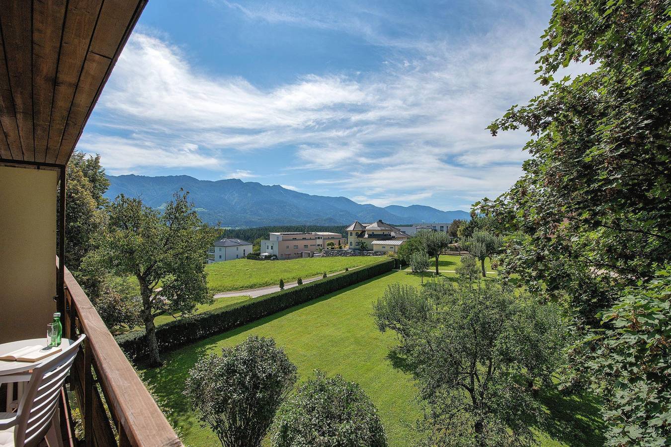 Einbettzimmer Morgentau - Abendrot in Karawanken und Bachergebirge, Villach