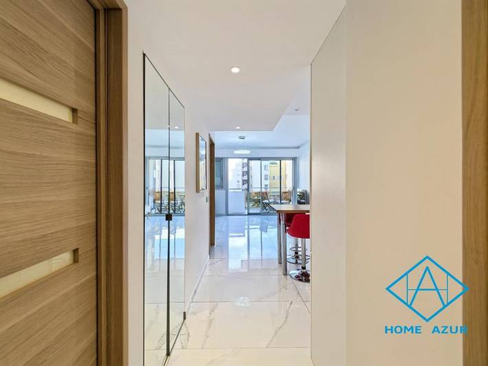 Gîte pour 3 personnes, avec bassin pour enfant et vue ainsi que balcon et piscine dans Office De Tourisme Et Des Congres De Nice - 2