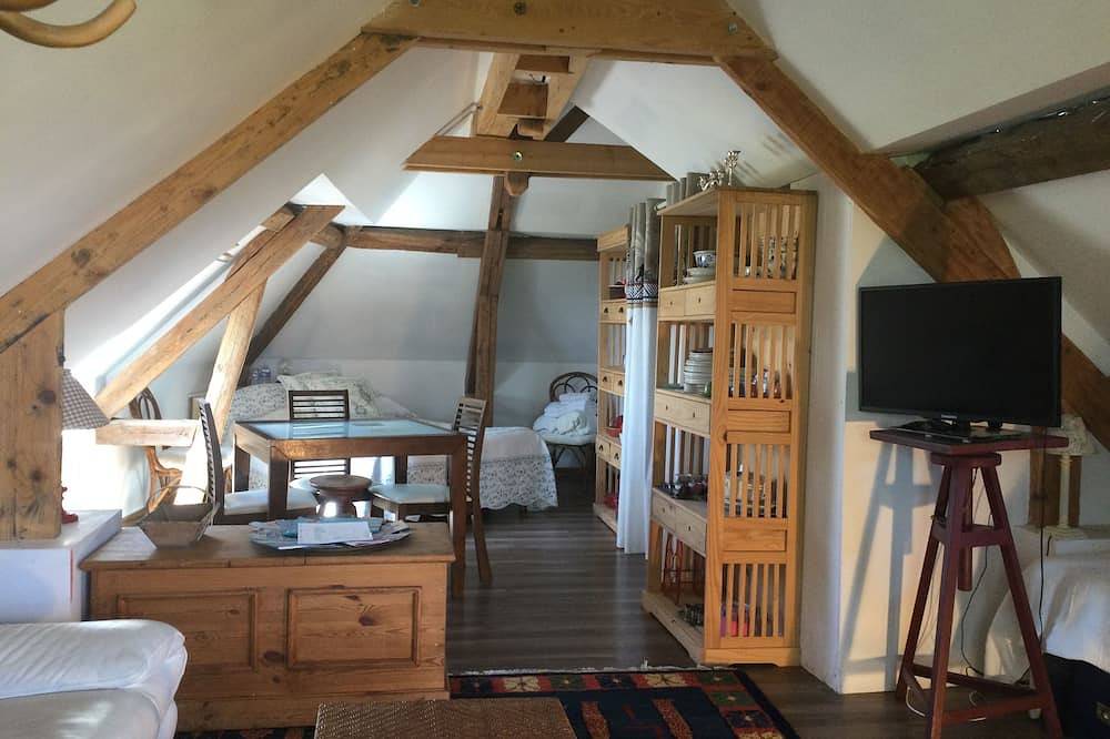 Proche d'Etretat, adorable cocon , vaste et confortable in Angerville-la-Martel, Région du Havre