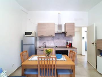 Vakantiewoning voor 4 Personen in Luino, Comune di Luino, Afbeelding 3