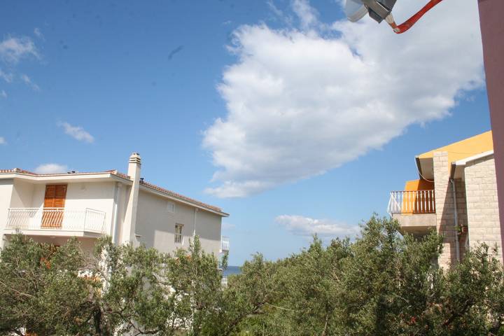 Apartament wakacyjny dla 4 osób, z balkon/ taras w Promajna