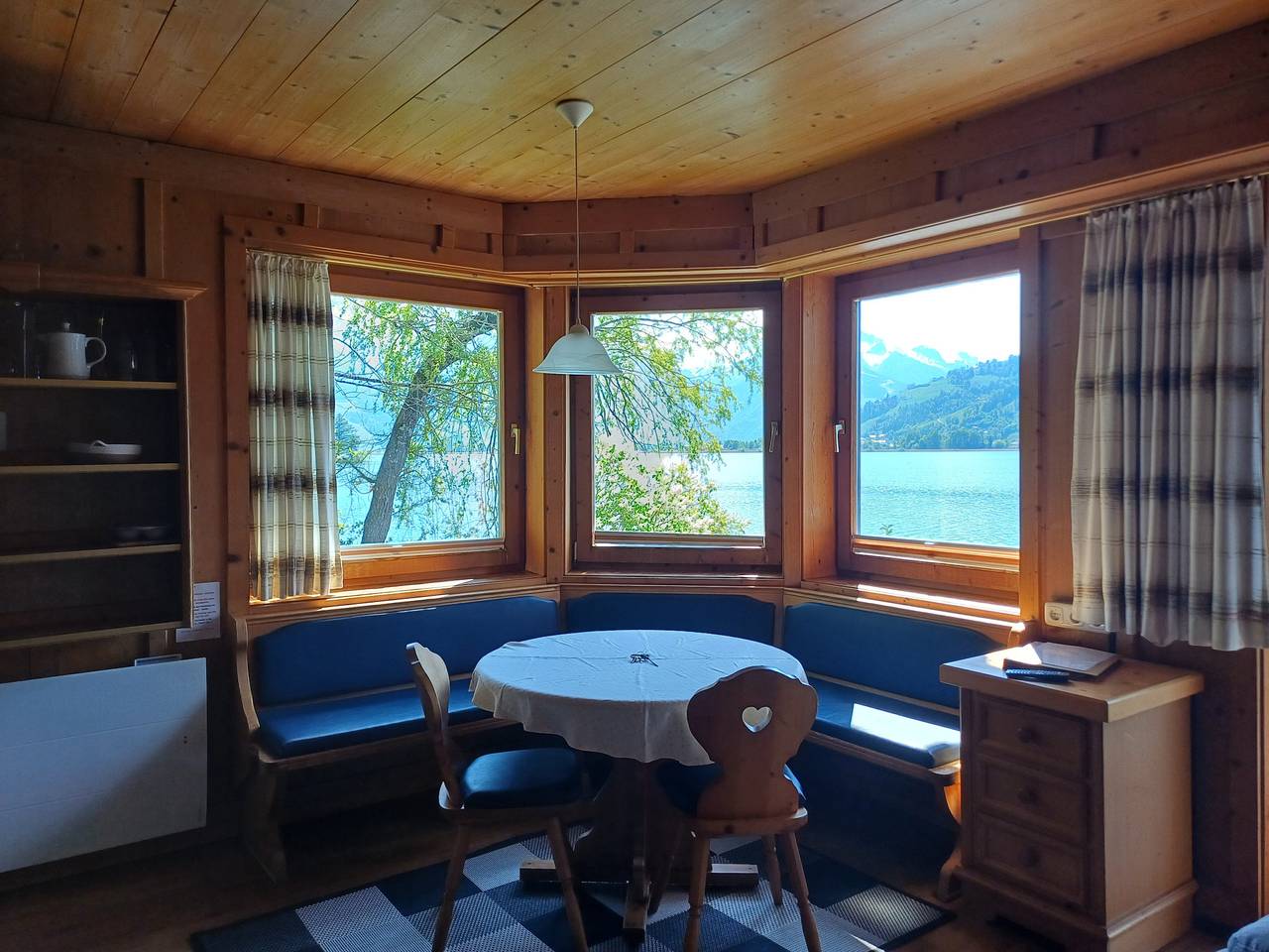 Entire apartment, Waterfront Apartment 1 in Zell am See, Kitzbuehl alps