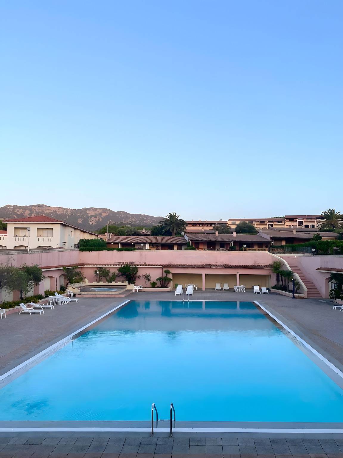 Ferienhaus 'Brezza Costa Smeralda' mit Meerblick, Wlan und Klimaanlage in Baja Sardinia, Arzachena
