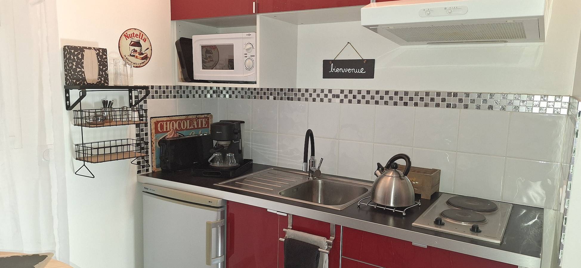 Estudio entero, Estudio 'La Perle Du Sud' con patio privado, Wi-Fi y aire acondicionado in Villeneuve-lès-Béziers, Costa mediterránea (Francia)