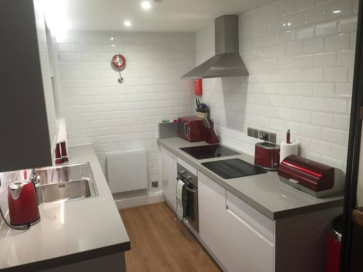 Apartamento para 5 personas, con terraza, Se admiten mascotas en St Albans