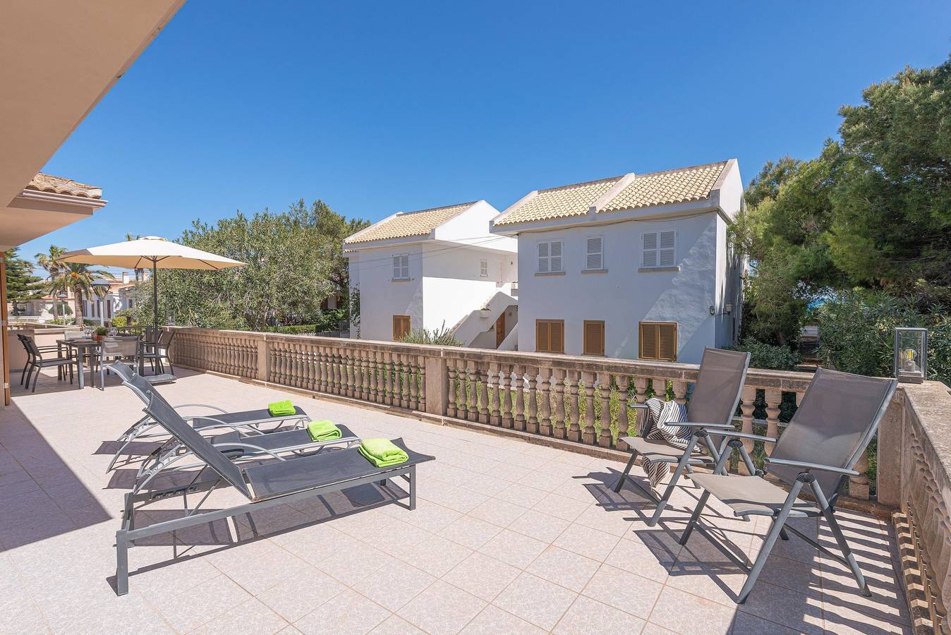 Ferienhaus für 8 Personen mit Garten in Playa de Muro, Muro