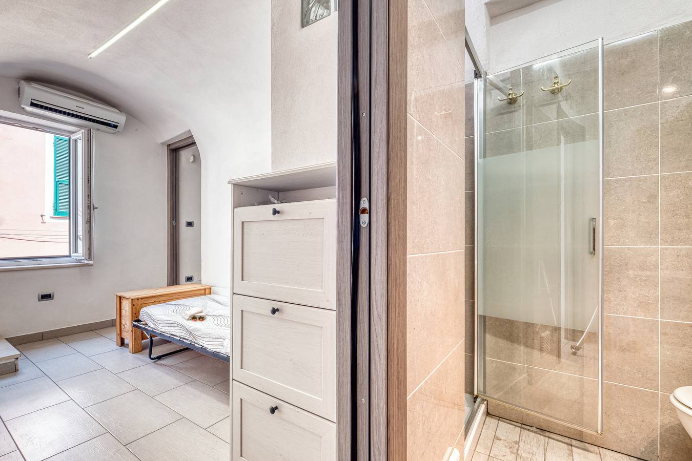 Entire apartment, Sea Stone - 100m From The Sea in Borghetto Santo Spirito, Riviera di Ponente