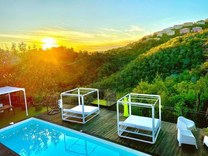 Maison d’hôte pour 2 personnes, avec jacuzzi ainsi que jardin et piscine