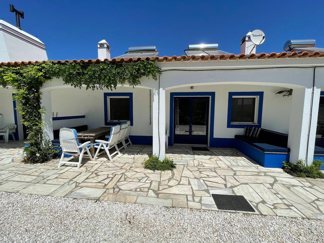 Attached quaint Farmhouse in Montemor-o-Novo with Swimming Pool in Nossa Senhora da Vila, Nossa Senhora do Bispo e Silveiras, District de Évora