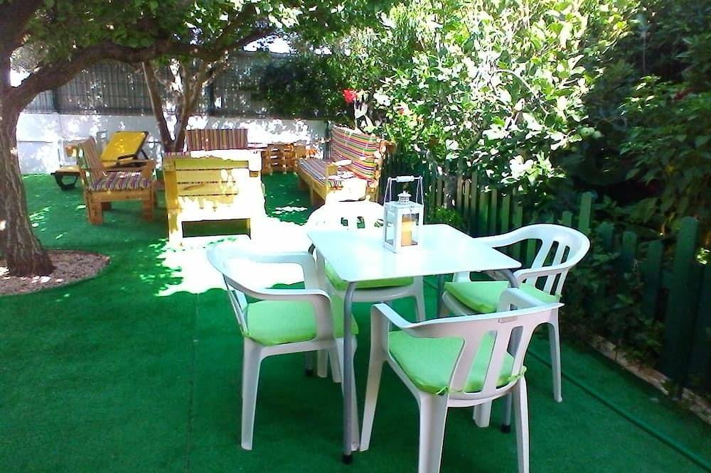 Hübsche Villa Für 8 Personen Mit Picine Und Privatem Garten 3Km Strände in Moncarapacho, Parque Natural da Ria Formosa