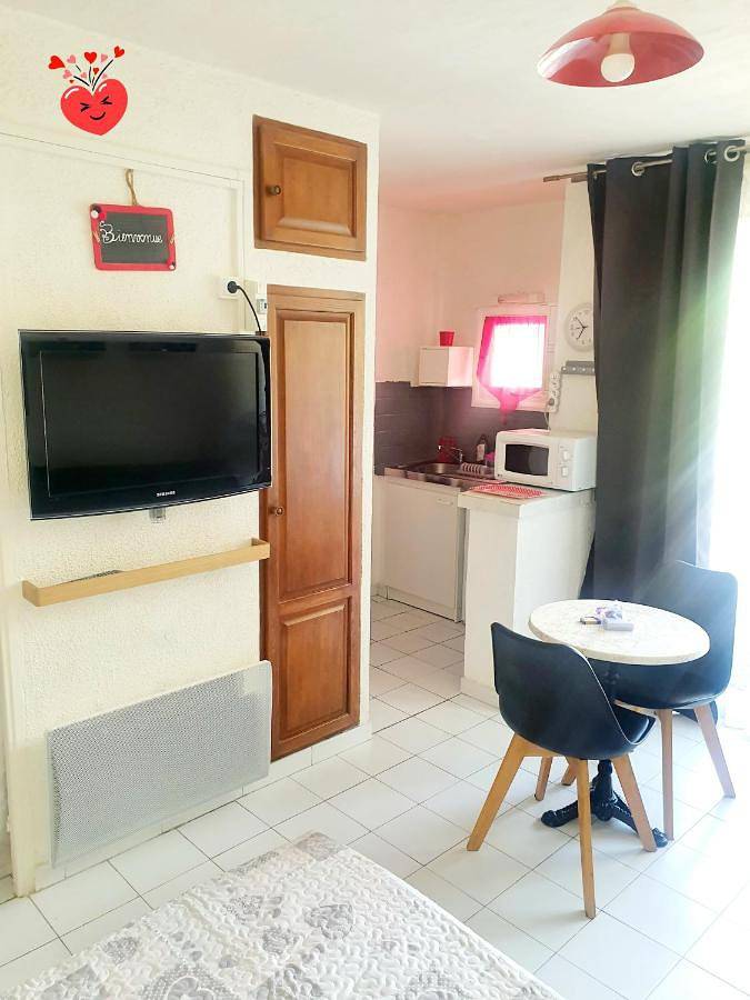 Gîte pour 2 personnes, avec balcon et vue dans Thermes de Gréoux les Bains - 4