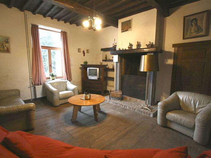 Gîte pour 53 personnes, avec terrasse et sauna, adapté aux familles dans Région de Liège - 2