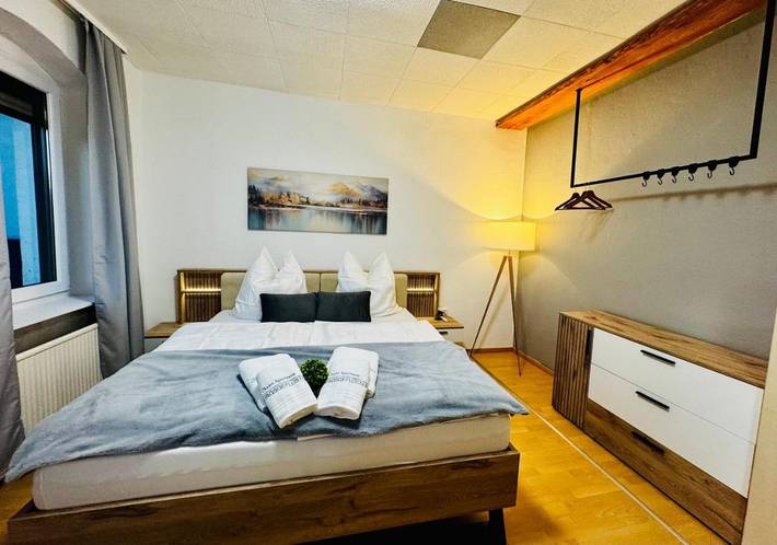 Ferienwohnung für 6 Personen, mit Terrasse und Garten sowie Sauna und Ausblick in Geyer - 2