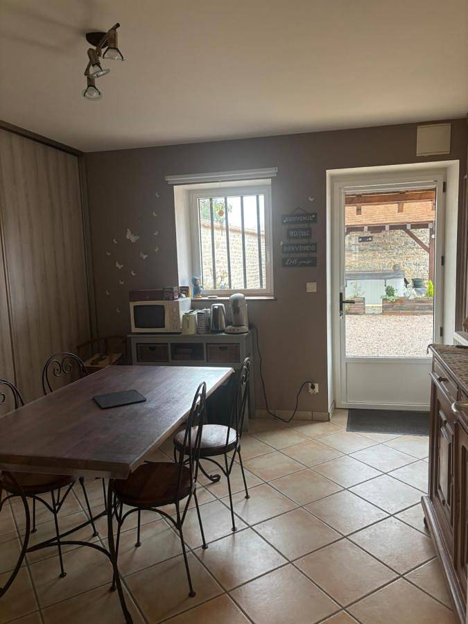 Maison d’izier in Izier, Région de Dijon