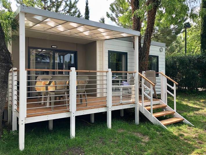 Camping für 6 Personen, mit Garten und Pool sowie Kinderpool in San Felice del Benaco - 4