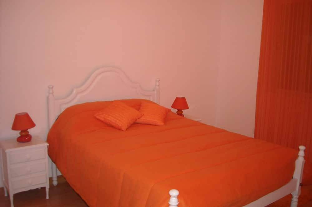 Cozy newly built house close to the beaches in São Miguel Island, Ponta Delgada